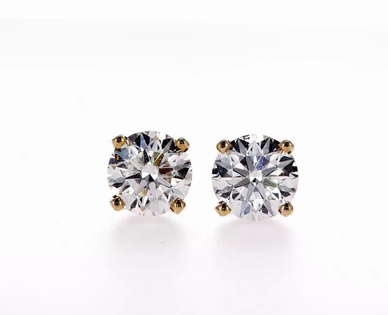 14K  Gold Round Diamond Stud Earrings (2.00Ctw)