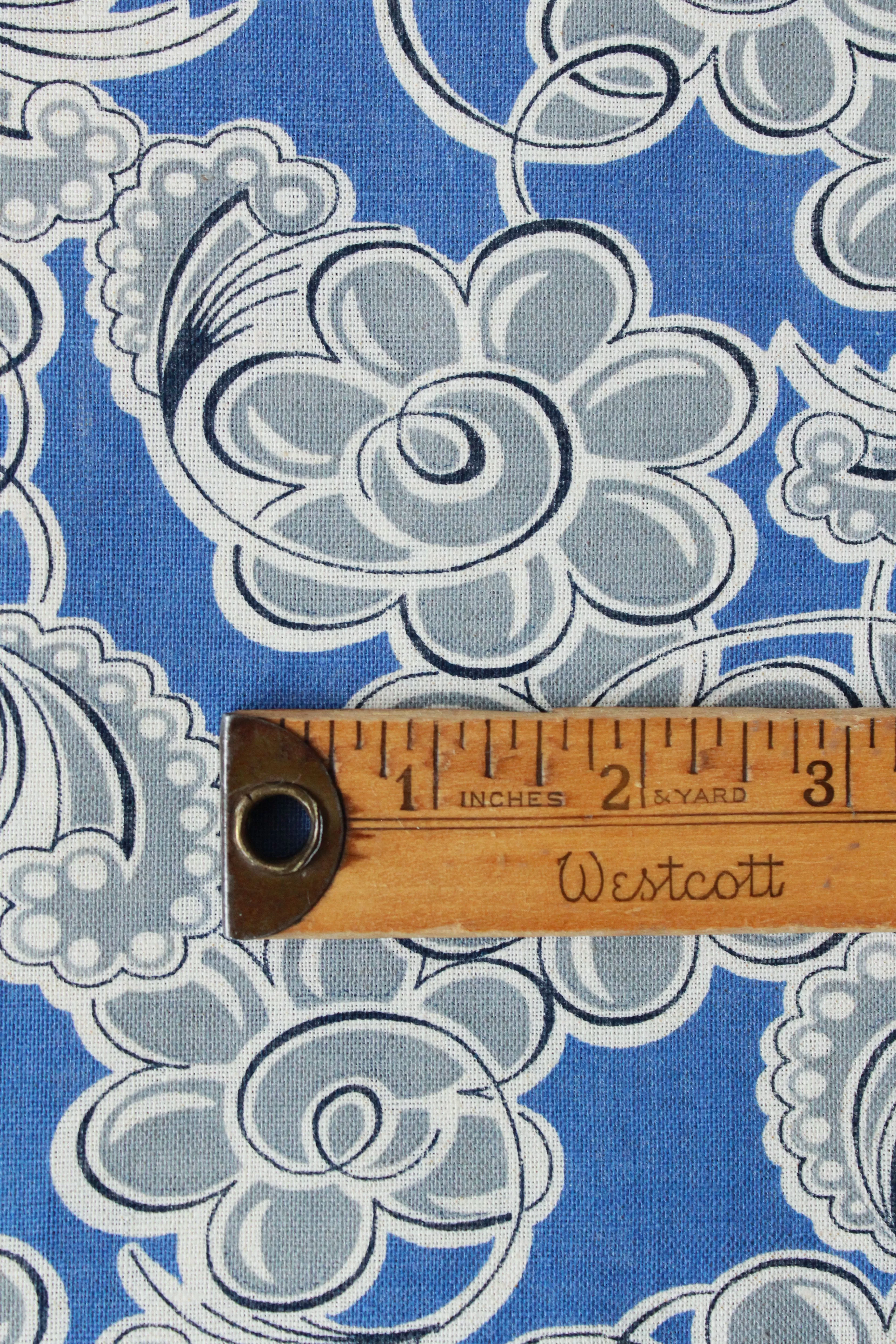 1940s Blue Floral Feedsack, Vintage 1940s Summer Fabric, Flower Feedsack, Blue, Grey, White