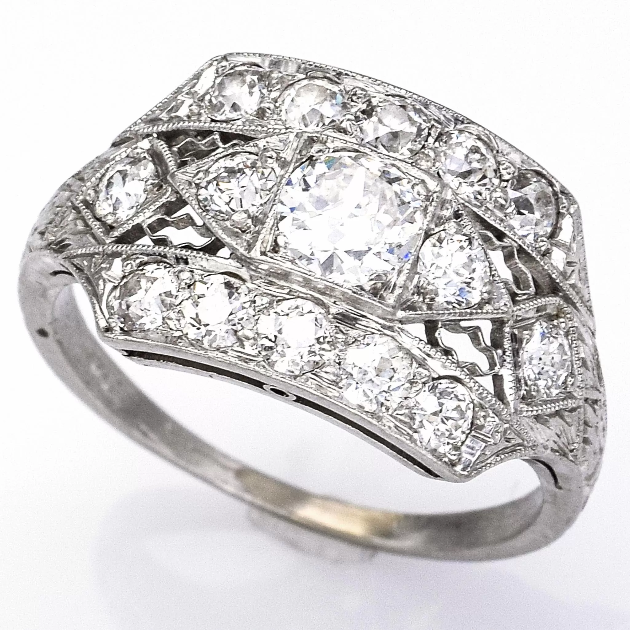 Antique Platinum 1.02 TCW Diamond Art Deco Band Ring G/H VS-1/2