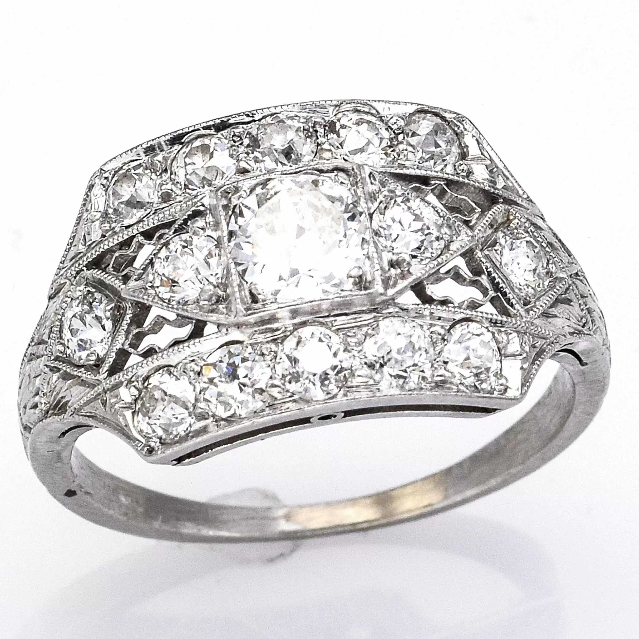 Antique Platinum 1.02 TCW Diamond Art Deco Band Ring G/H VS-1/2