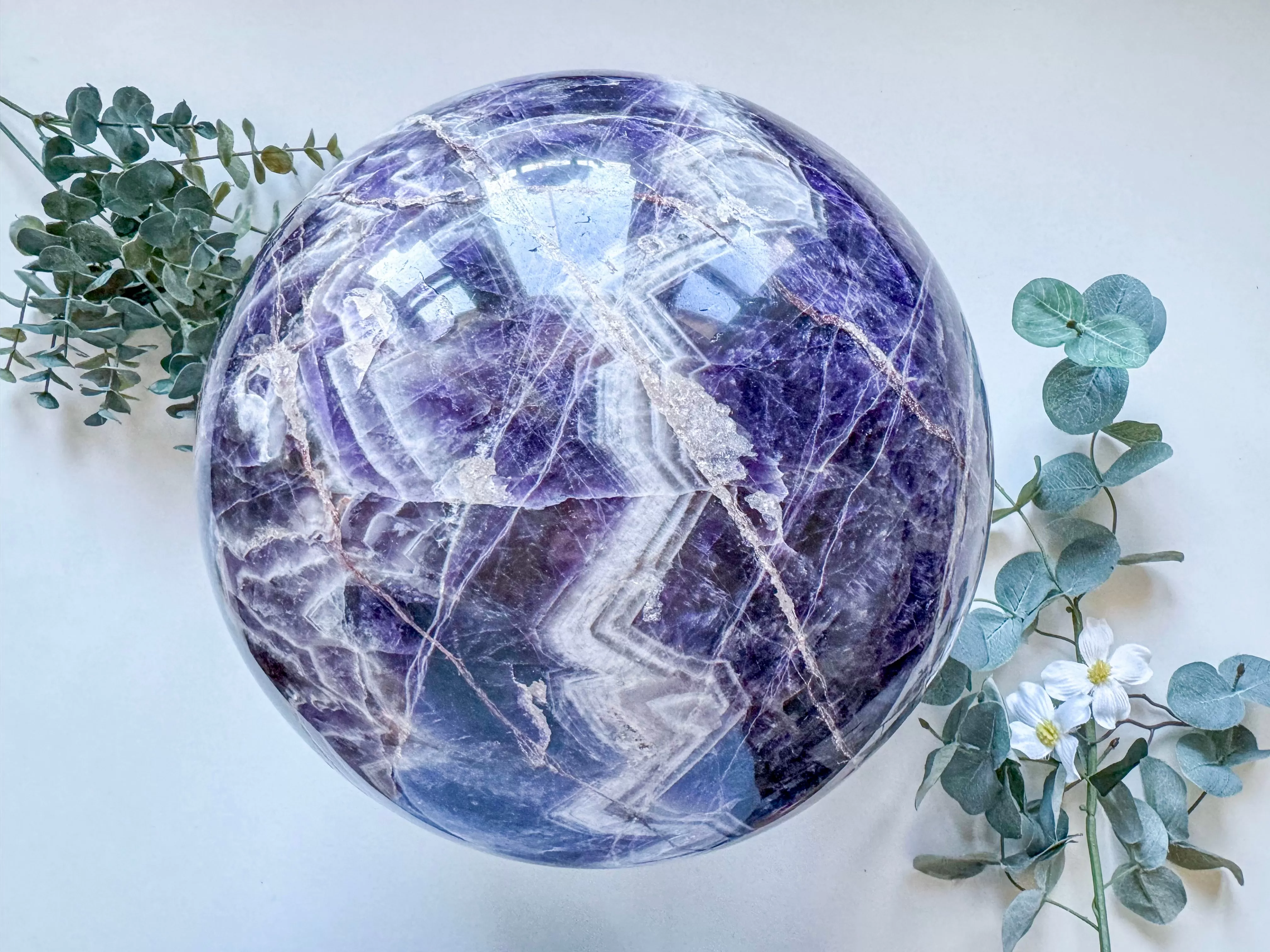 Dream Amethyst (Chevron Amethyst) XXL Sphere || Brazil