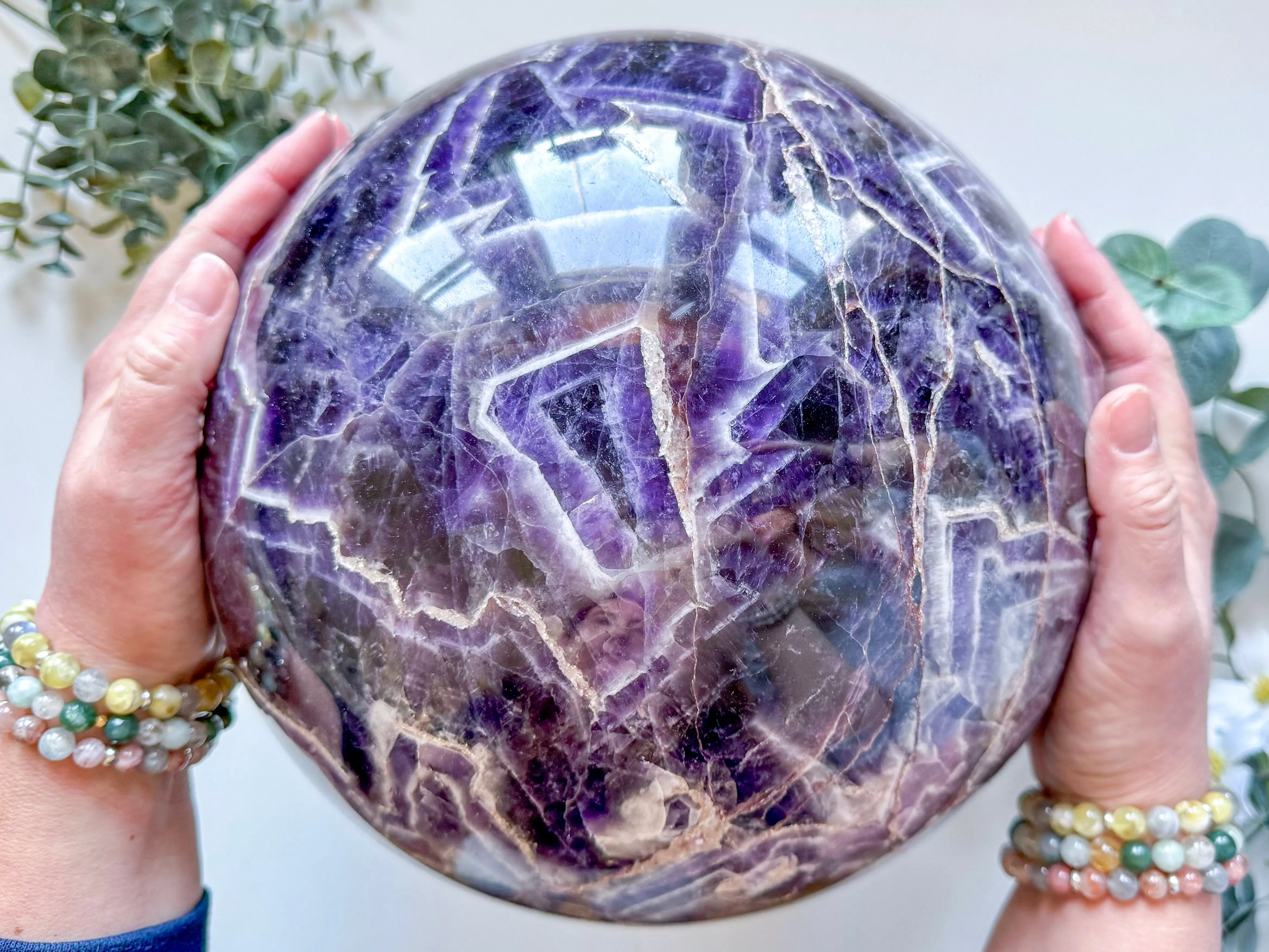 Dream Amethyst (Chevron Amethyst) XXL Sphere || Brazil