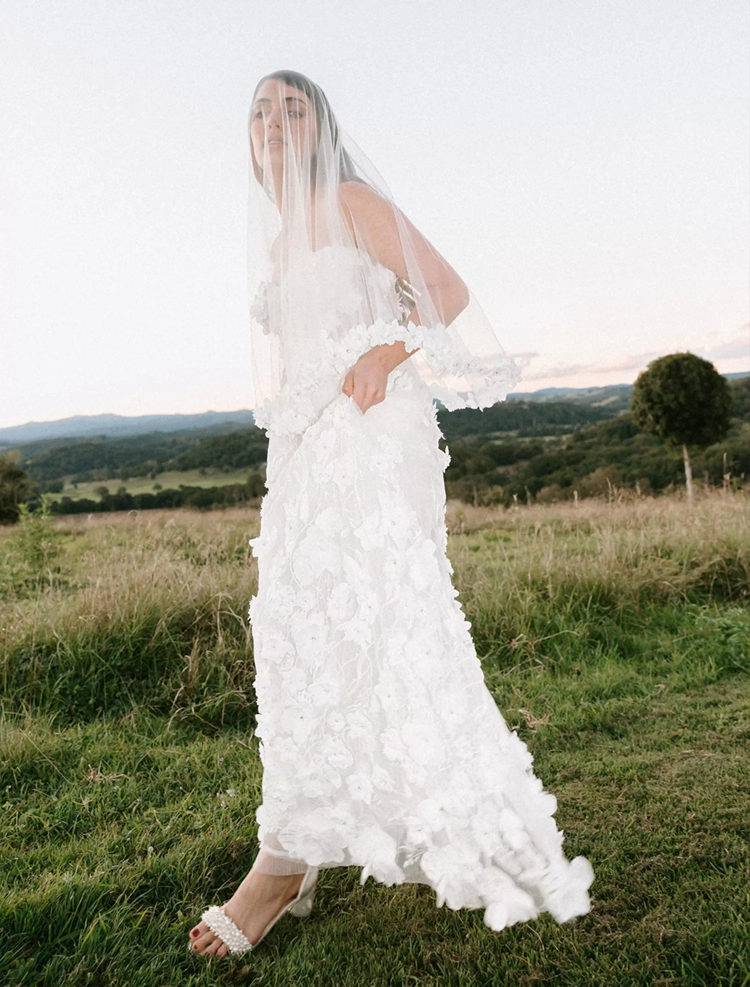 GLORIOUS - IVORY PEARL VELVET BRIDAL SHOES