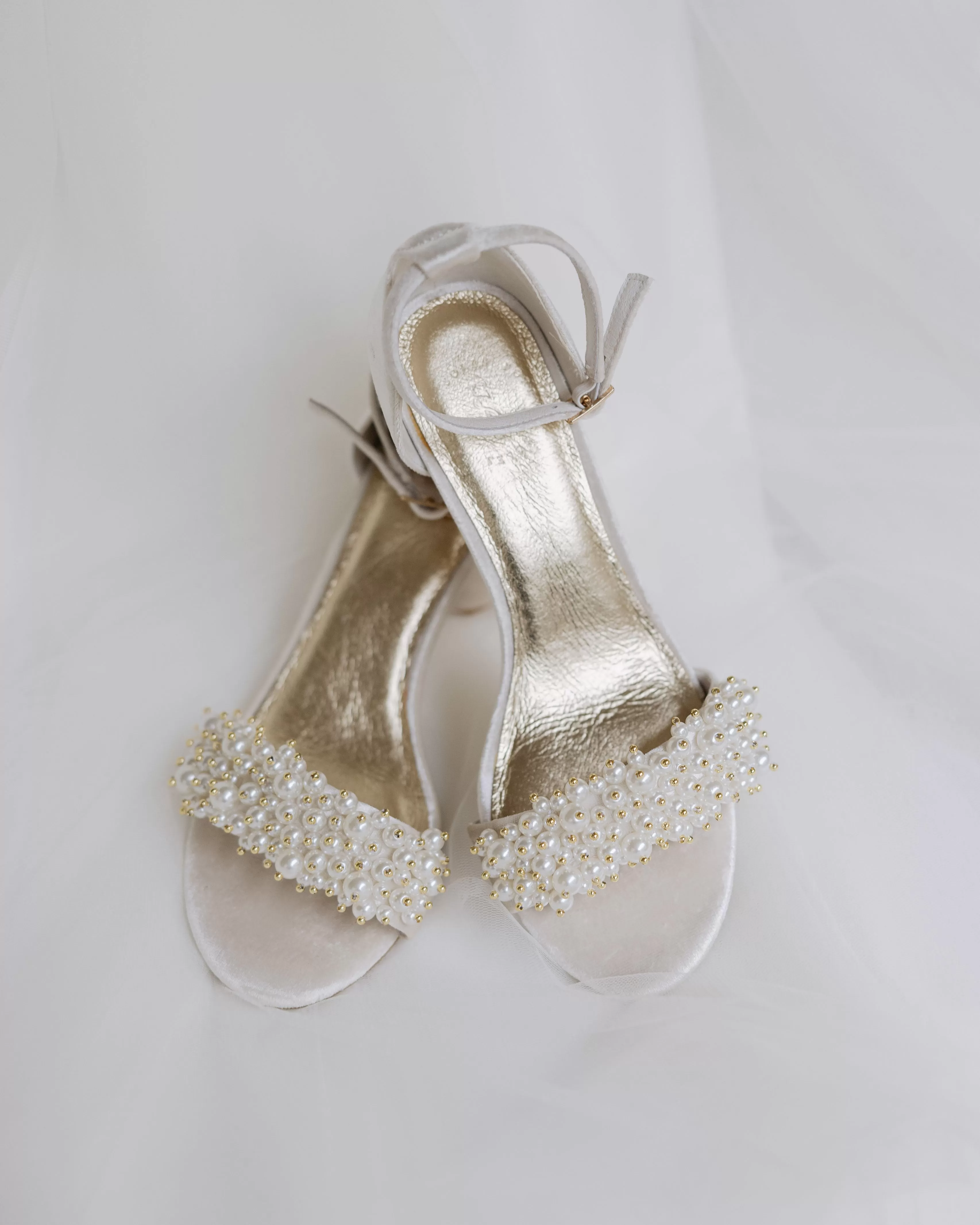 GLORIOUS - IVORY PEARL VELVET BRIDAL SHOES