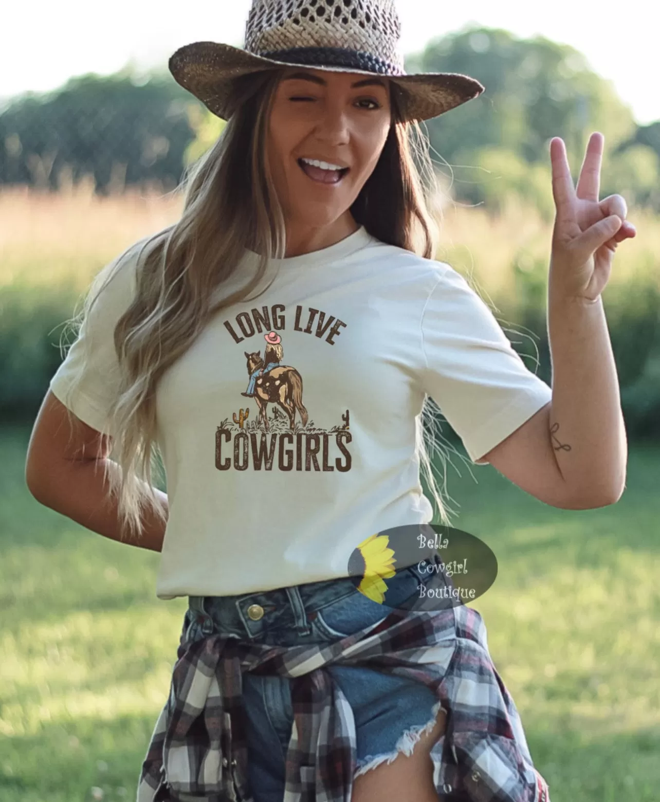 Long Live Cowgirls Country Western Vintage Punchy T-Shirt