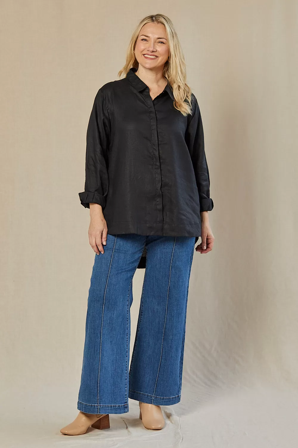 Oversized Linen Boyfriend Shirt in Black